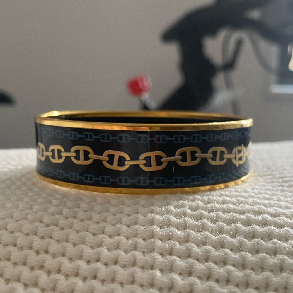 Brand new Hermes bangle